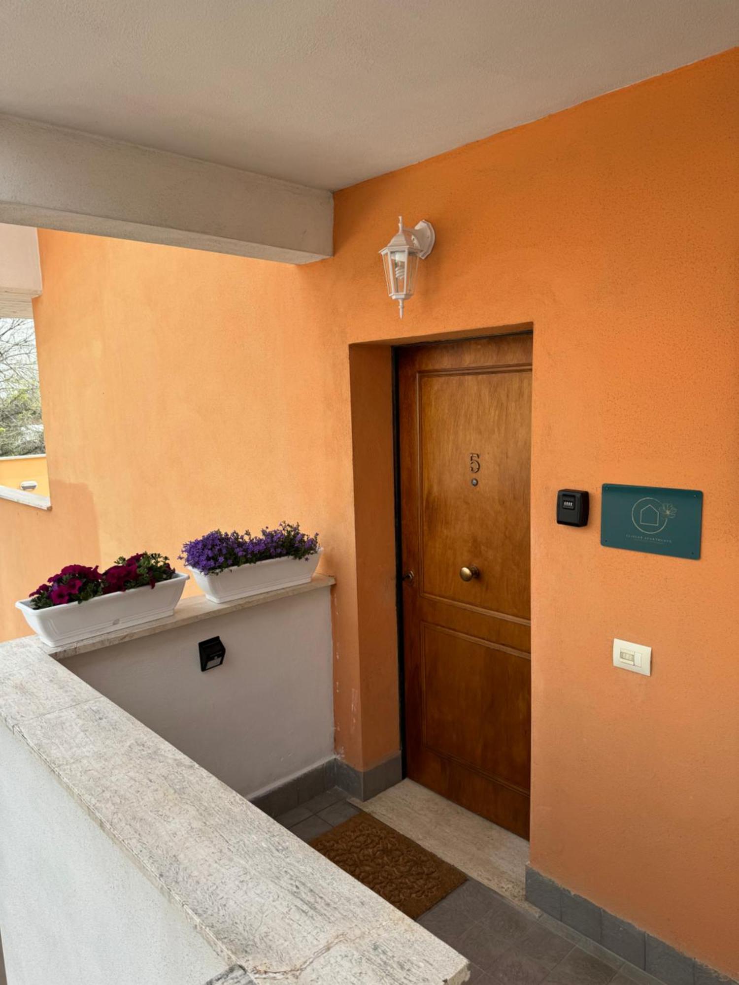 Casa Vacanza Elislor Apartments Fiumicino Eksteriør billede