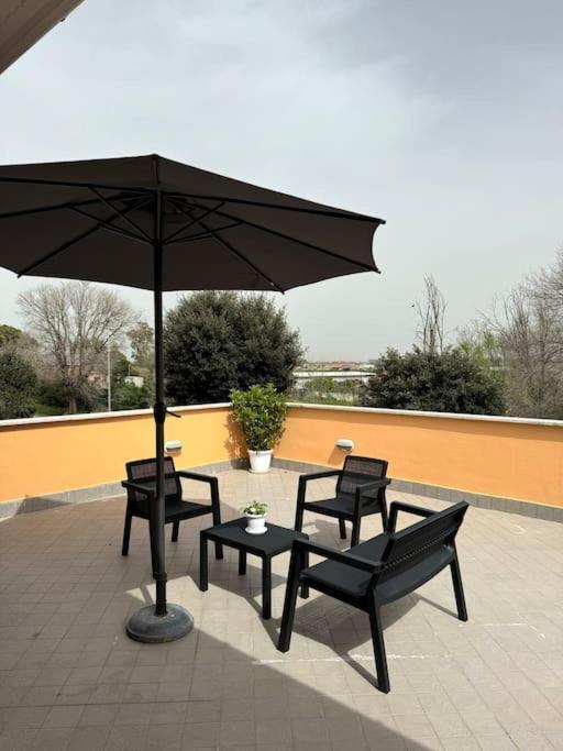 Casa Vacanza Elislor Apartments Fiumicino Eksteriør billede